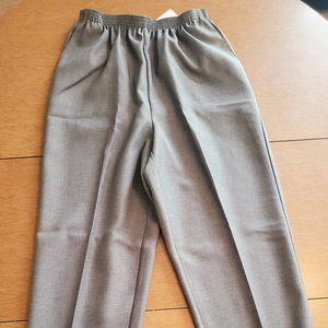 NWT! Alfred Dunner Classics Twill Pant - Size 12